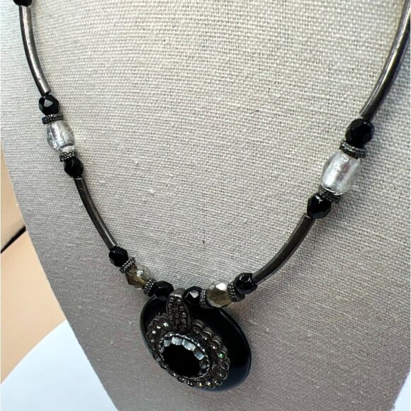 Chicos Statement Necklace With Black & Silver Beads Rhinestone Pendant N1 - Picture 3 of 14